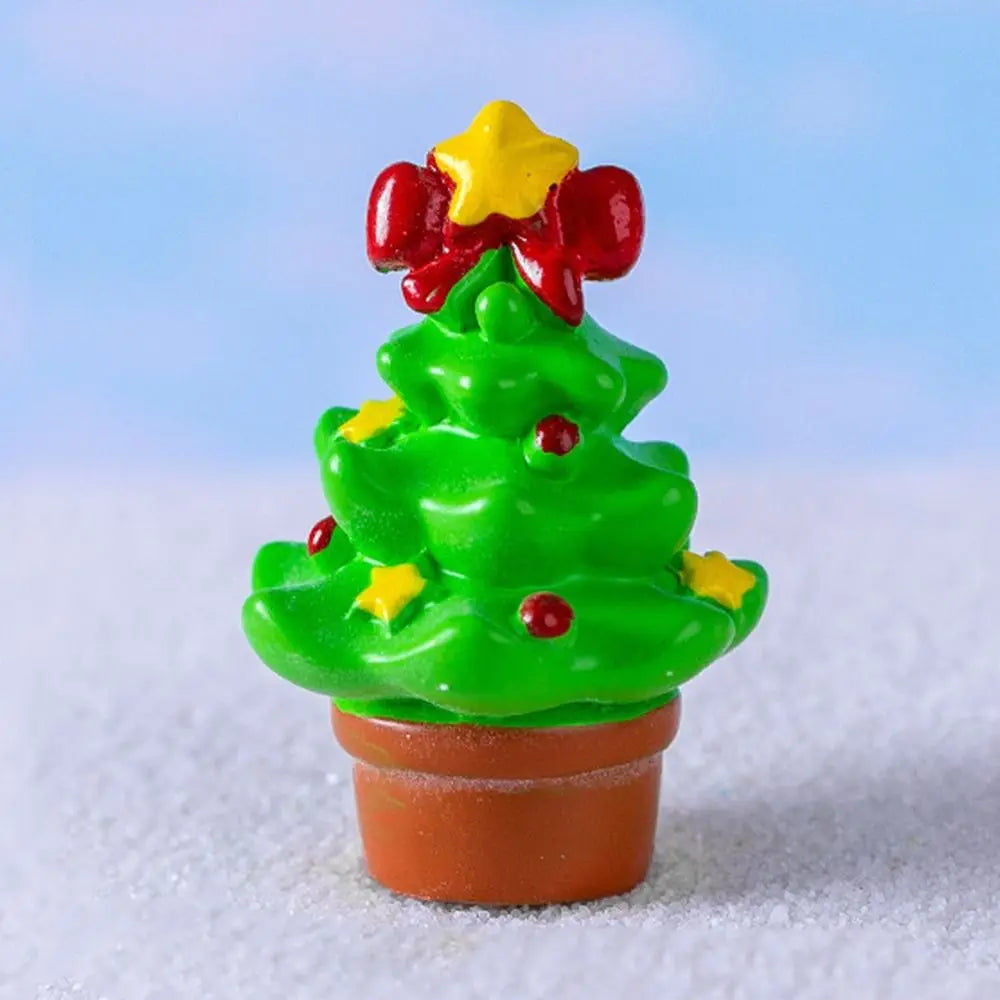 Mini Christmas Figurines Santa Clause Resin Miniature Knick-knacks Micro Landscape Home Decorations Cartoon Snowman Statue